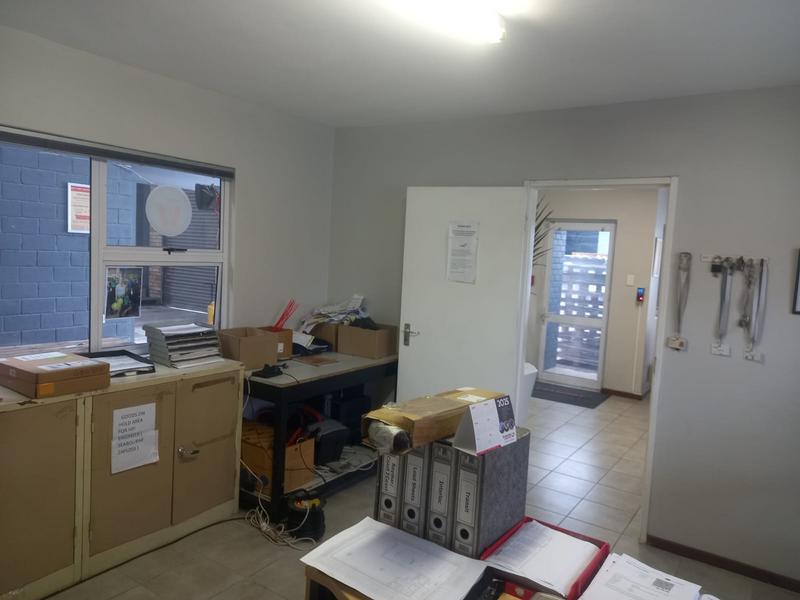 To Let commercial Property for Rent in Walmer Eastern Cape